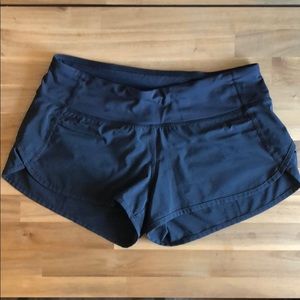 Lululemon Speed Shorts, Black - Size 4